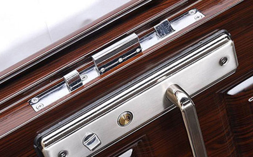 德钦24小时上门开锁公司