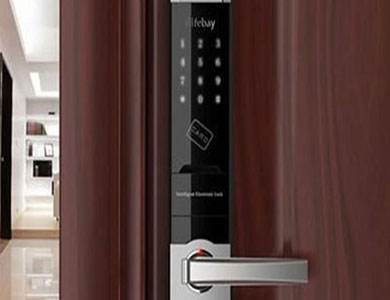 德钦24小时上门开锁公司